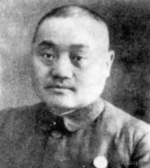 川军最会打仗的将领是谁?川军最会打仗的，首推王铭章。不是说他官最大，是他拿命