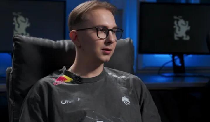 根据Datdota.com的统计，现雪碧五号位Panto成为2025年出战职业比