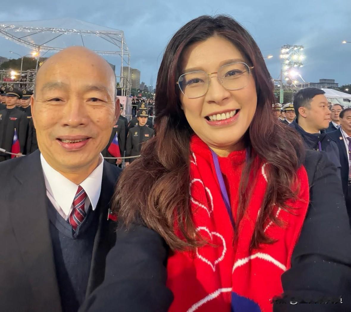 郑丽文主动和解！“负荆请罪”向韩国瑜道歉：造成伤害不好意思韩国瑜今（6）日下