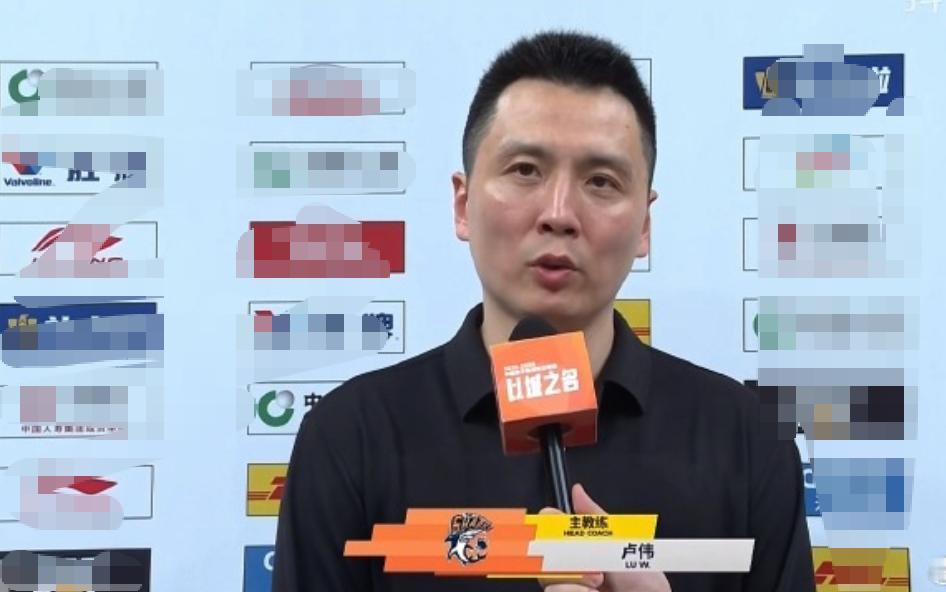 不装了摊牌了！上海客胜广厦3比0夺赛点，主帅赛后霸气：24年等待就想为上海拿个冠