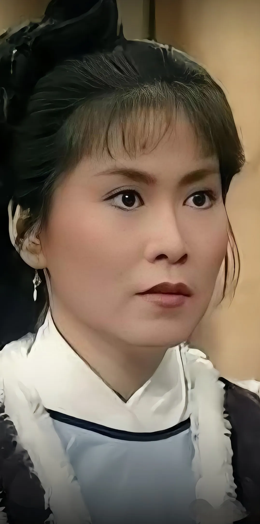 以前都觉得杨康的妈包惜弱没有真正嫁给<em>完颜洪烈</em>，她是被逼无奈被骗入王府的，但这两天