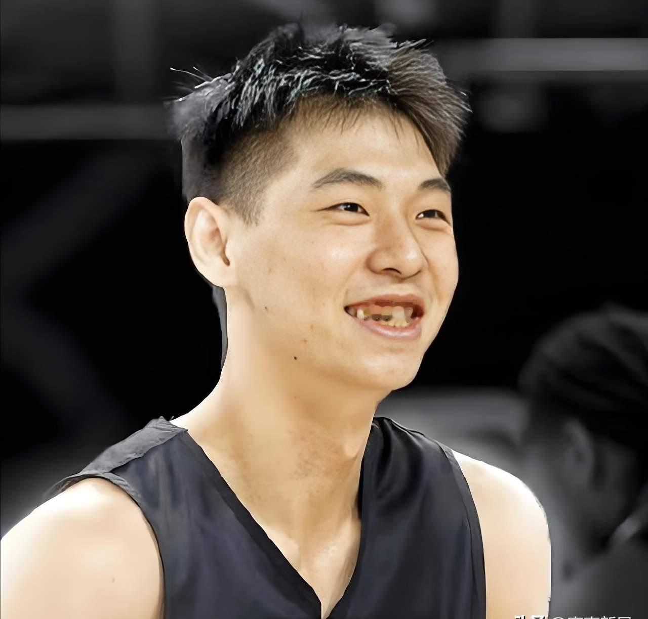 广东男篮绝境求生！崔永熙火线复出能否力挽狂澜？