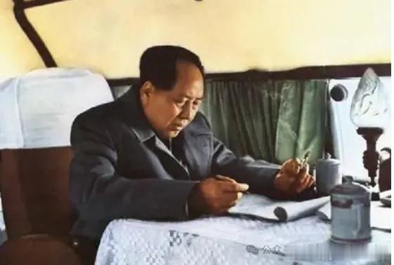 【读懂了这封《党内通信》,就读懂了毛主席的忧虑与无奈!】“大跃进”闹浮夸风,不少