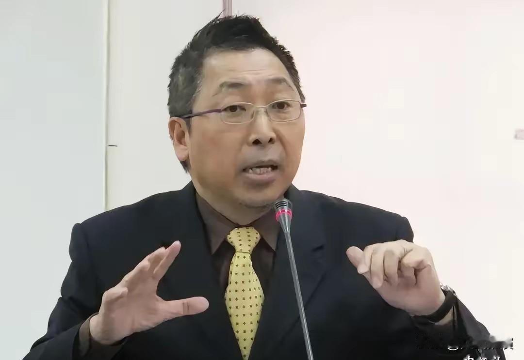 7月11日，台湾名嘴唐湘龙说:一名台军上校旅长带着几名下属军官，包括几名女军官在