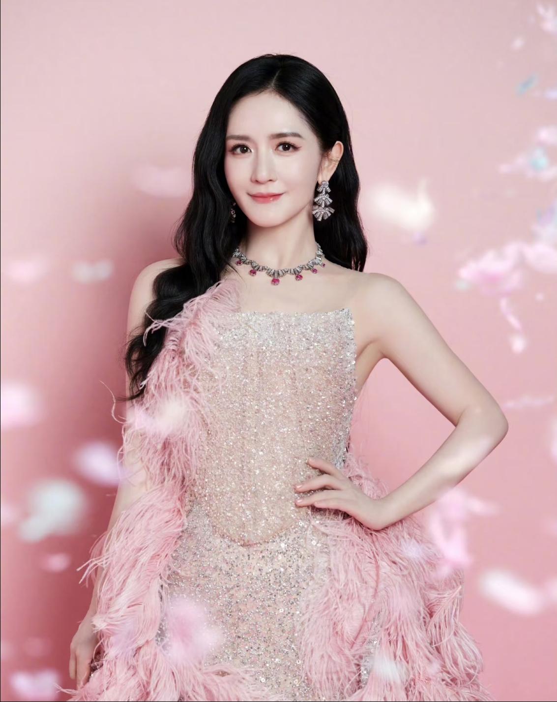 知道谢娜的含金量大，但没想到这么大！谢娜演唱会的门票才开始出售，居然不到