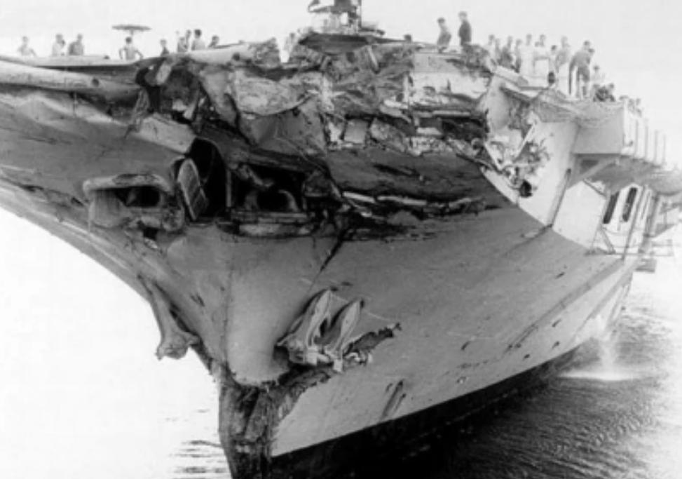 1969年，一艘美国驱逐舰，正在南海摸黑航行，突然一声惊天巨响，一个庞然大物，竟