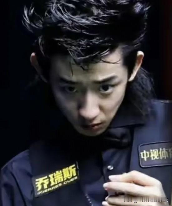 这回再没有人拿吴宜泽头型说事，即使偶有提起也是称赞，拿出成绩自然拥有无数拥趸！