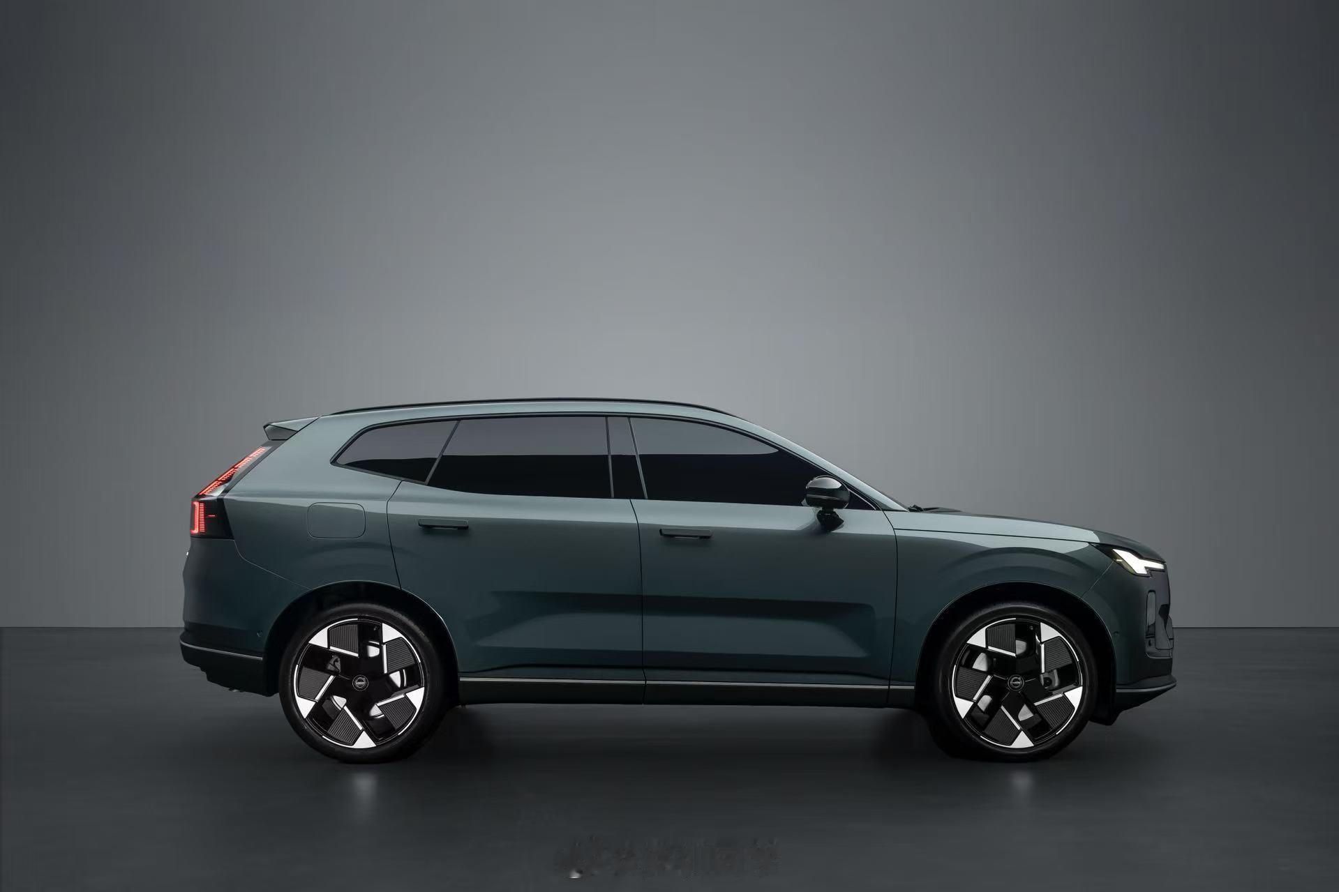 沃尔沃的又一款重磅新车——全新XC70，说实话挺好看的核心信息如下：1、SMA超