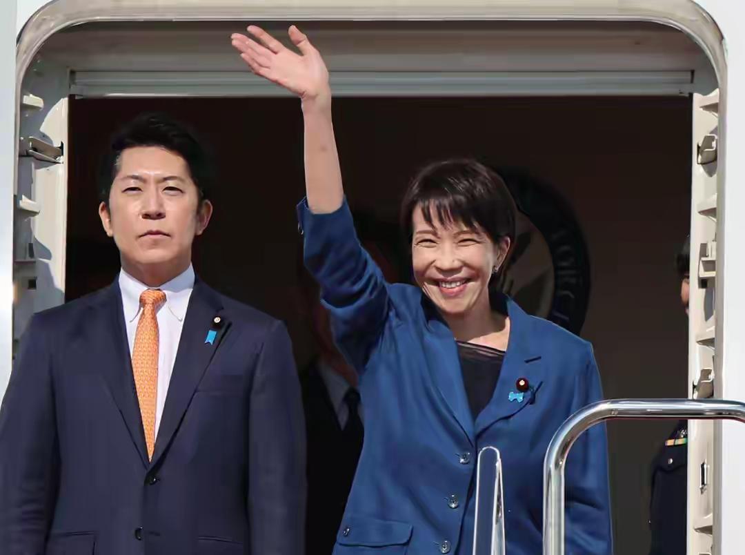 中日争端升级，高市准备乘专机离国，日本王牌亮出，郑丽文却笑了3月18日，日