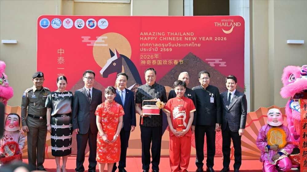 感觉泰国已经悄然成为一个“华人国家”了。表面上看，泰国华人只占总人口的14%