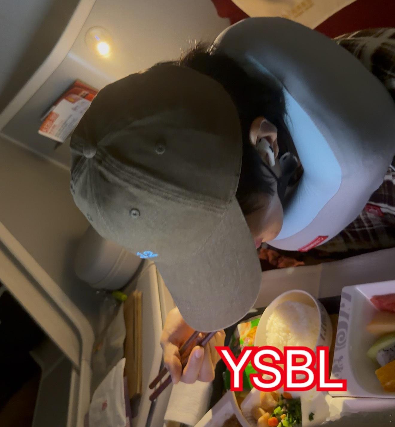 送孩子上饭托班了