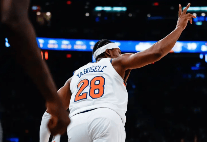 亚布塞莱: 我比上赛季还轻了, 怎么现在体重反而成为问题?