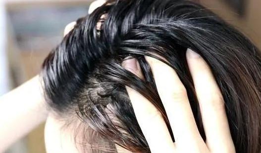 熬夜头油多到能炒菜？科研证明：压力让你变“油物” 熬夜加班到凌晨，第二天醒来