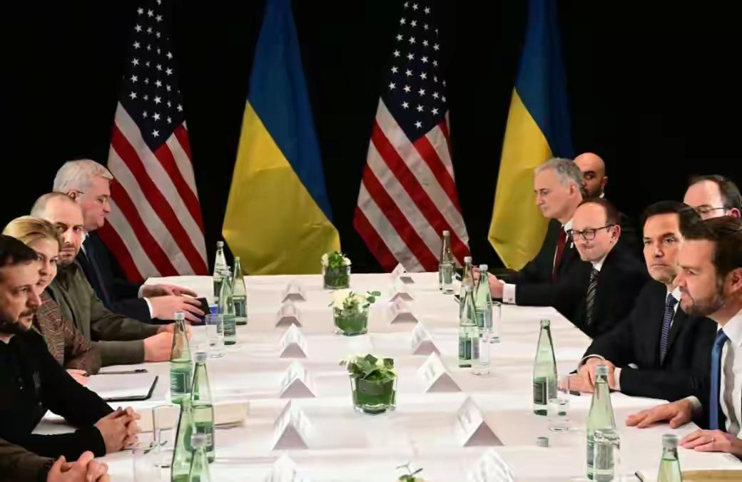 美乌谈了4小时，普京寸步不让：若不和平收复领土，那就武力夺回这场持续快四年