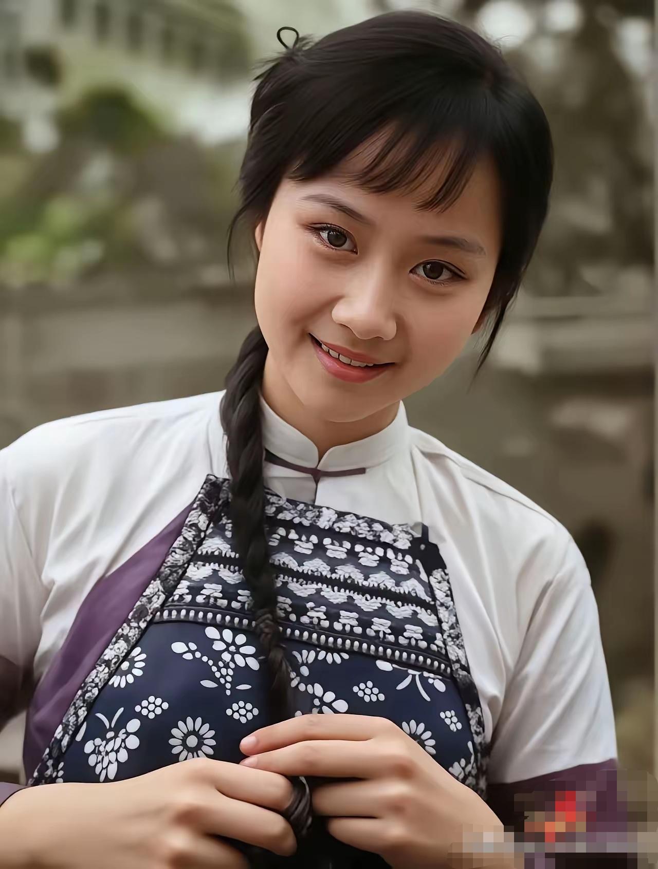 黄梅莹，自然老去的明星。如今75岁的黄梅莹，许多年轻人是不会知道的，她