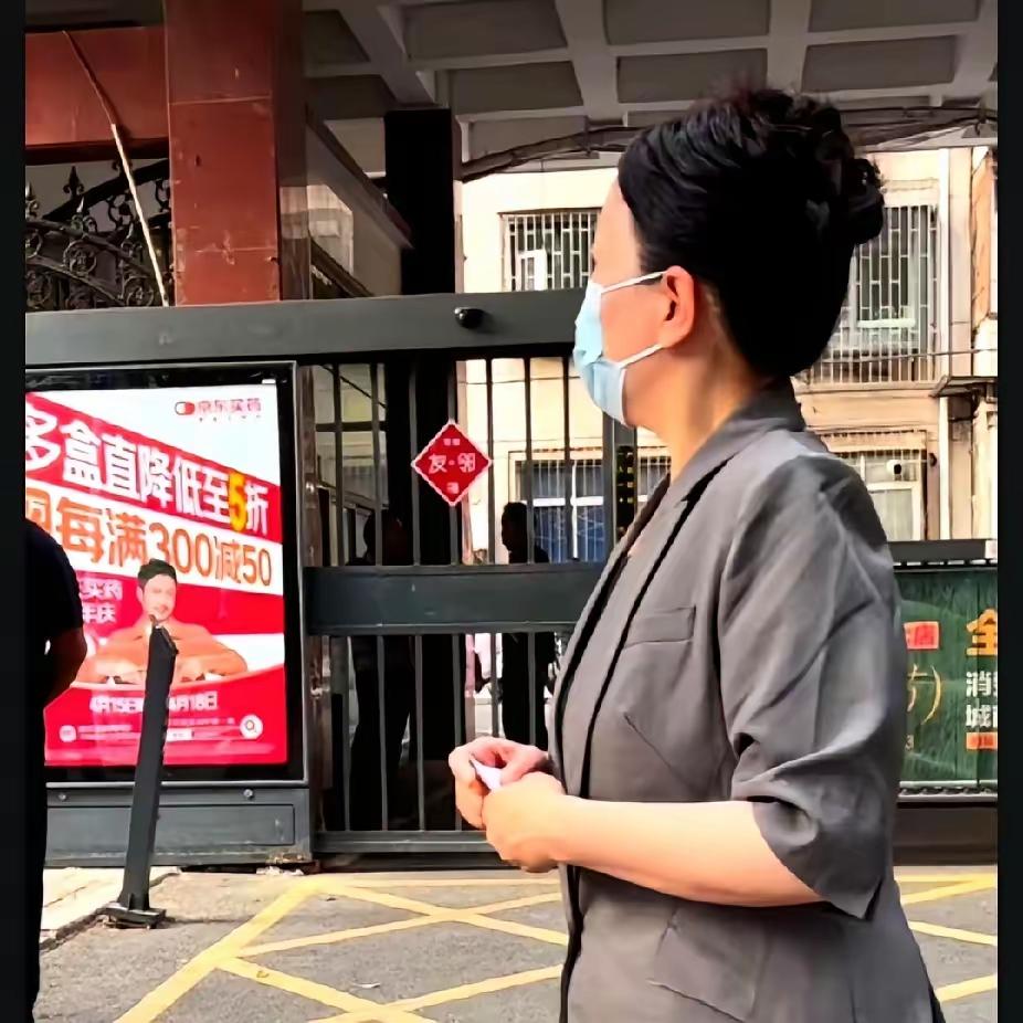 家人们，老铁们，我今天真的有感而发！不知道你们有没有关注李圣律师Z近的动态？