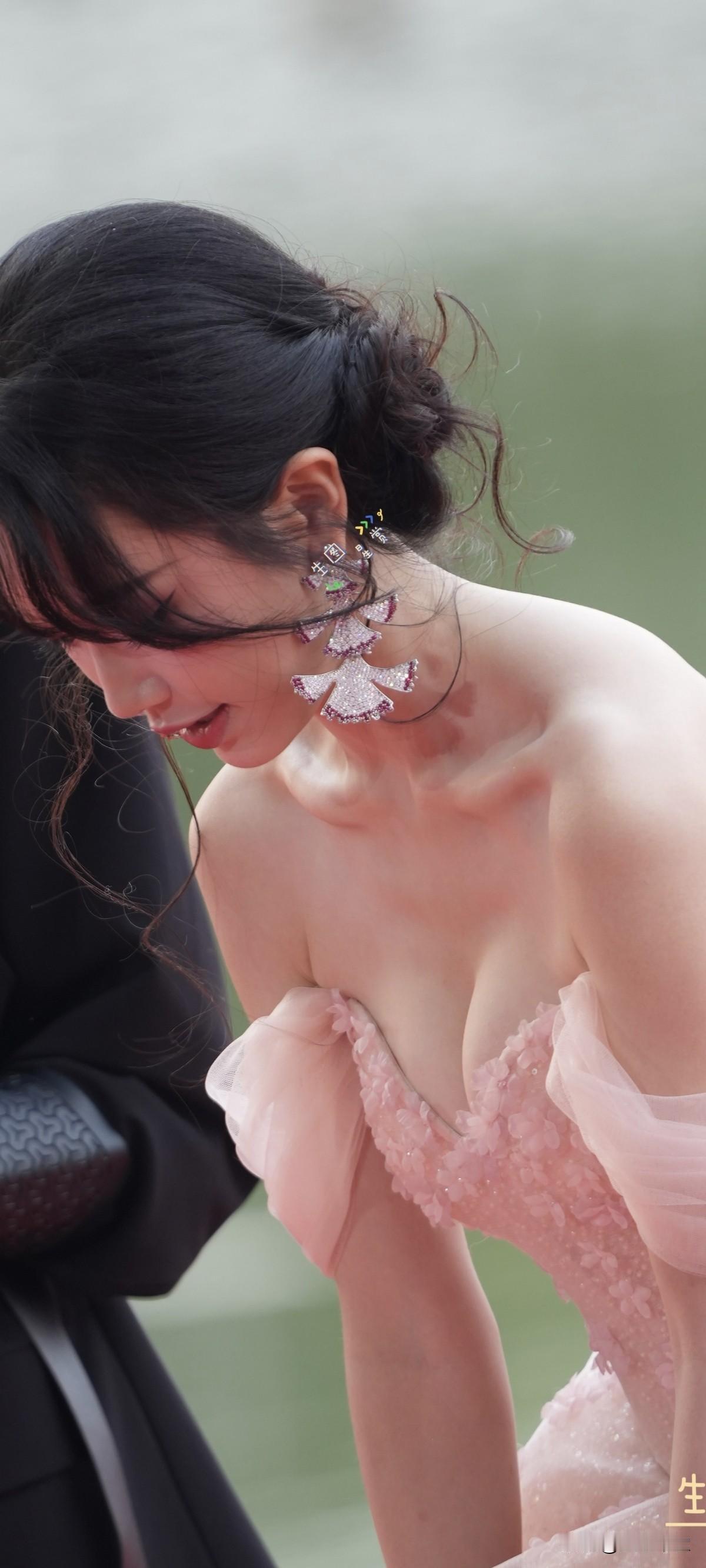 金雅娜×横店微短剧之夜红毯​​​