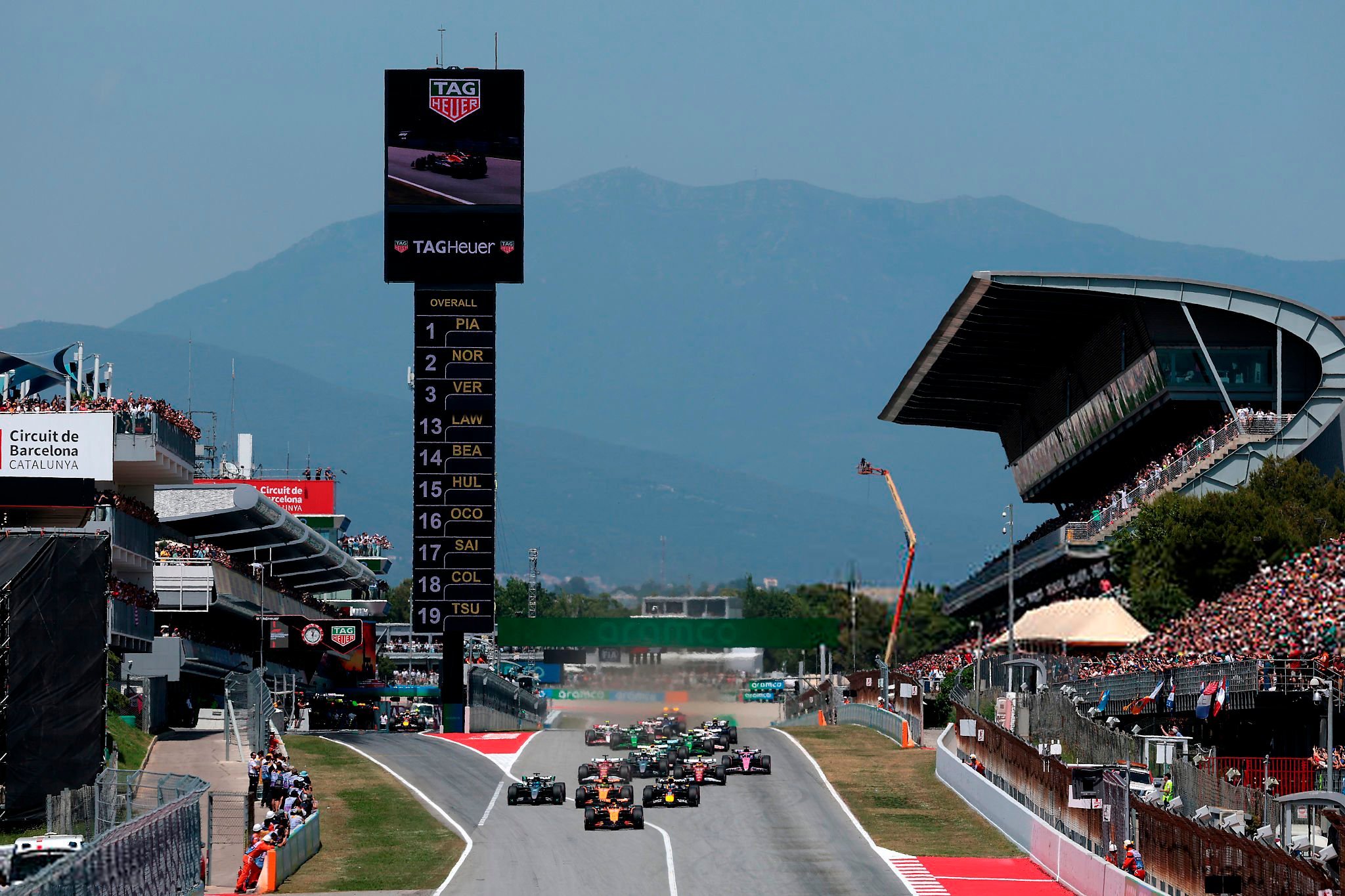 f1Formula1与西班牙巴塞罗那赛道签署新的三场办赛协议。根据轮流办赛的