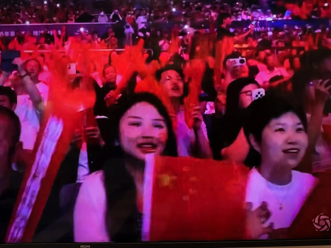 赵勇终于认头了，真是民意不可违！对排管中心来说这真是头一回。亚运会中国女排名单终