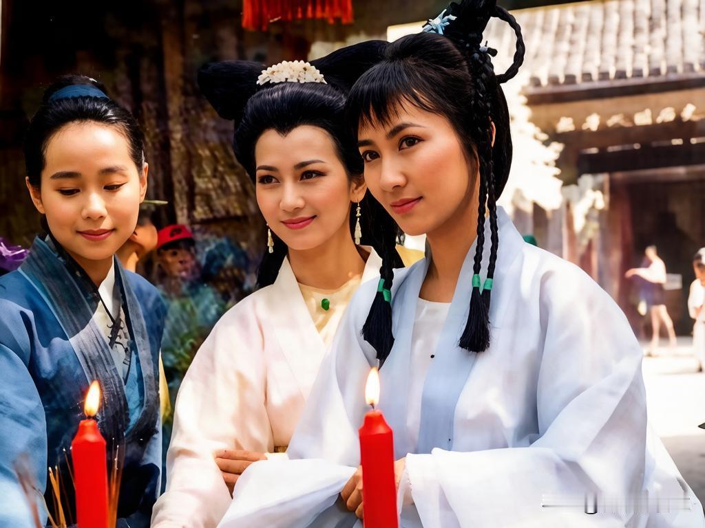 当年在拍摄《新白娘子传奇》时，赵雅芝是拒绝出演的，剧组为了寻找最合适的白娘子，连