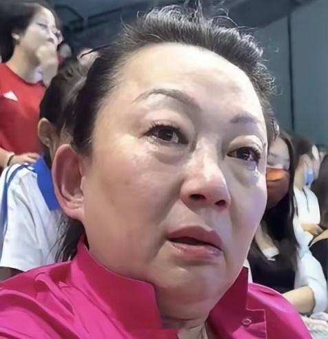 孙杨妈妈人品好不好我不知道，我敢肯定的是，马頔这句话确实是捅了马蜂窝。很多人说这