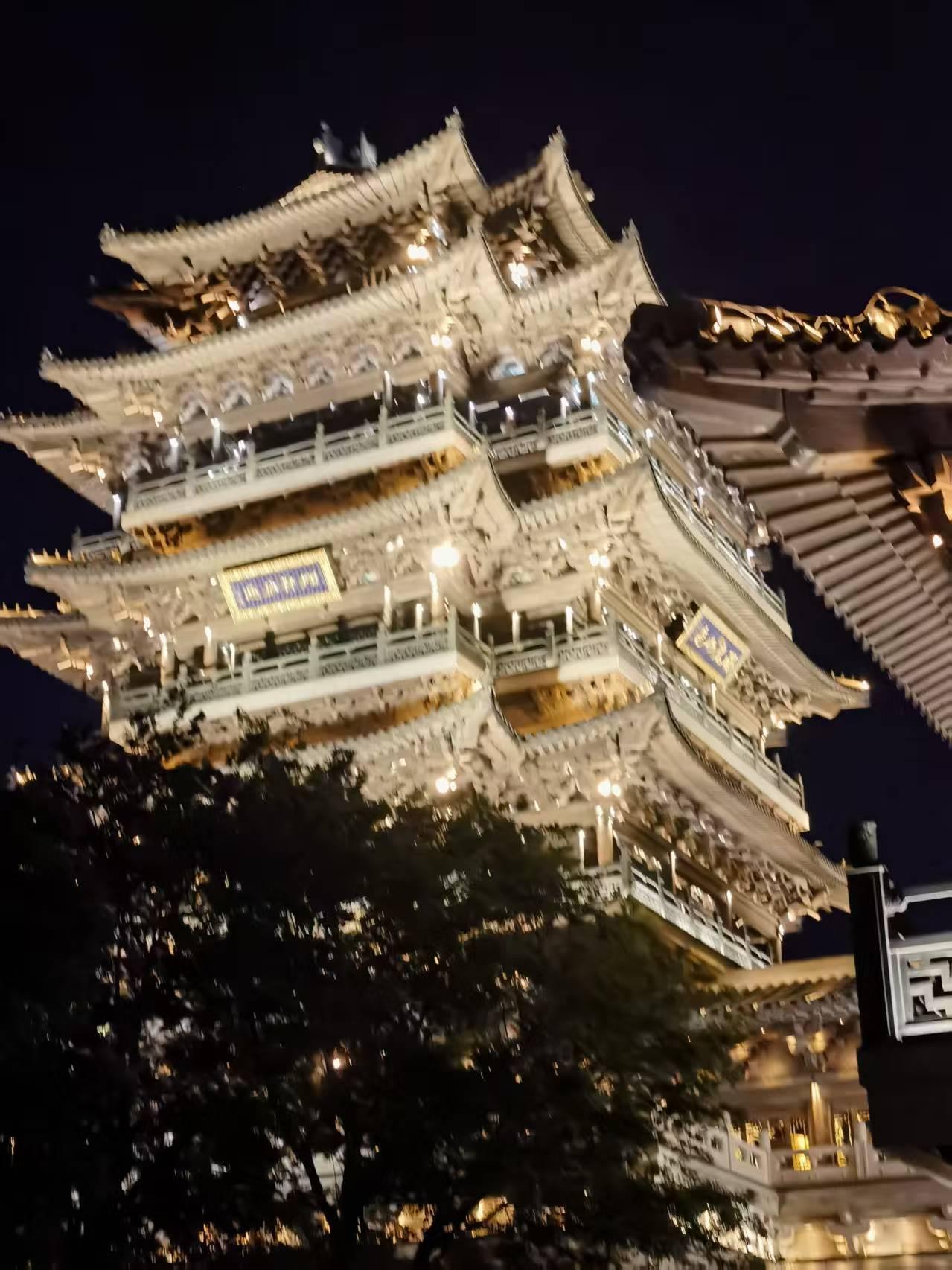 毛遂自荐：申请去烟草公司上班，任一在编岗位都行。承诺：薪酬比贵公司现有在编岗低