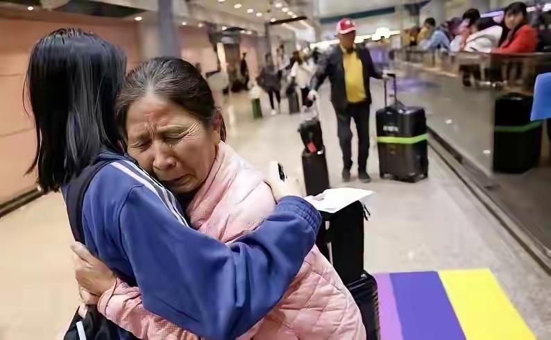 台湾想找大陆，快断气了台湾现在是真的慌了，因为中东那边打起来了，直接把他们的