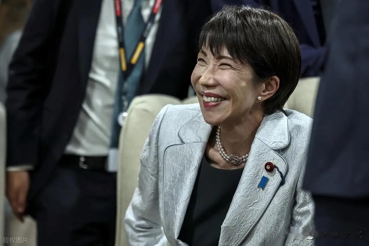 高市早苗送出193封贺卡，连中国也在列，但北京沉默不语，连个回复都懒得发。别误会