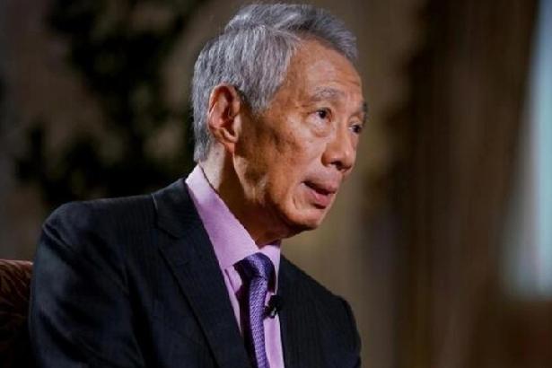 新加坡坐不住了，李显龙竟然这样说美国......1月8日，李显龙对媒体说:“