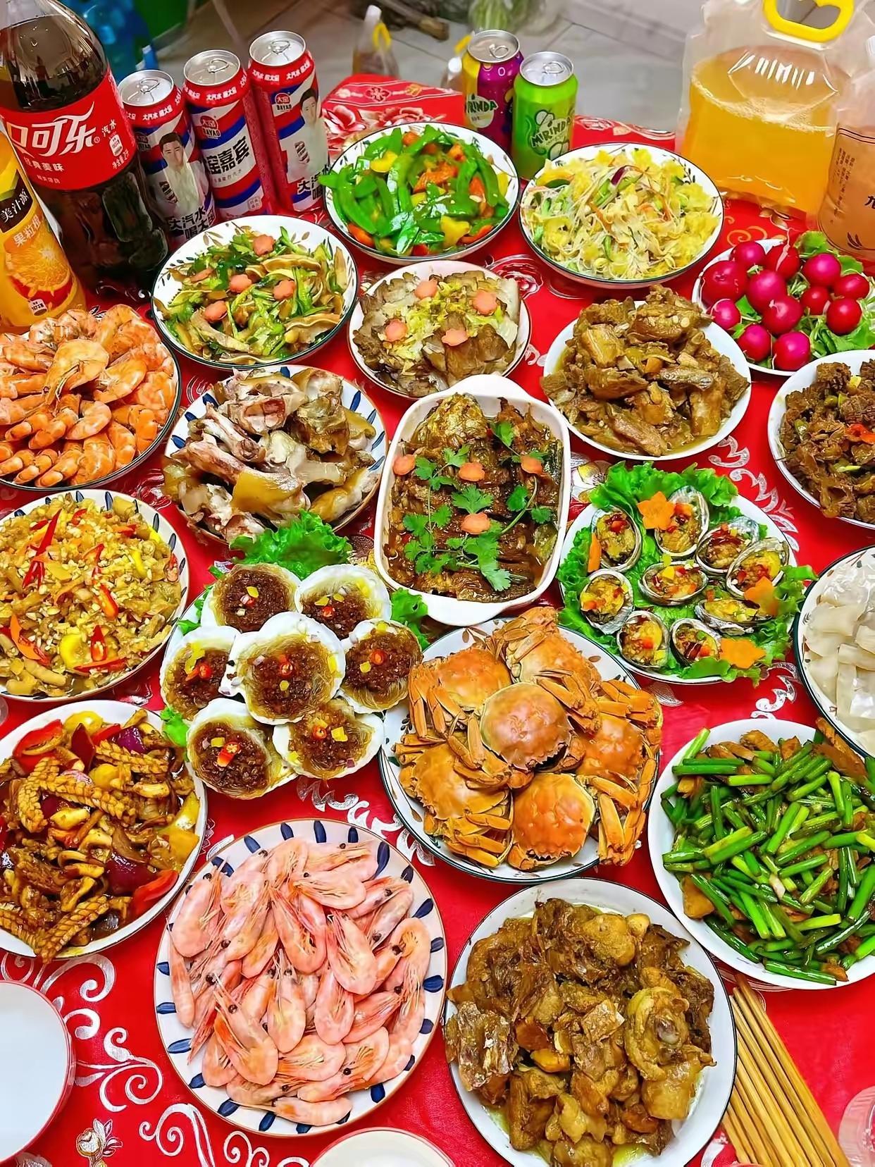 今年的“年夜饭”就这么定了。一年忙到头，就豪横这一次……大家说该不该……？