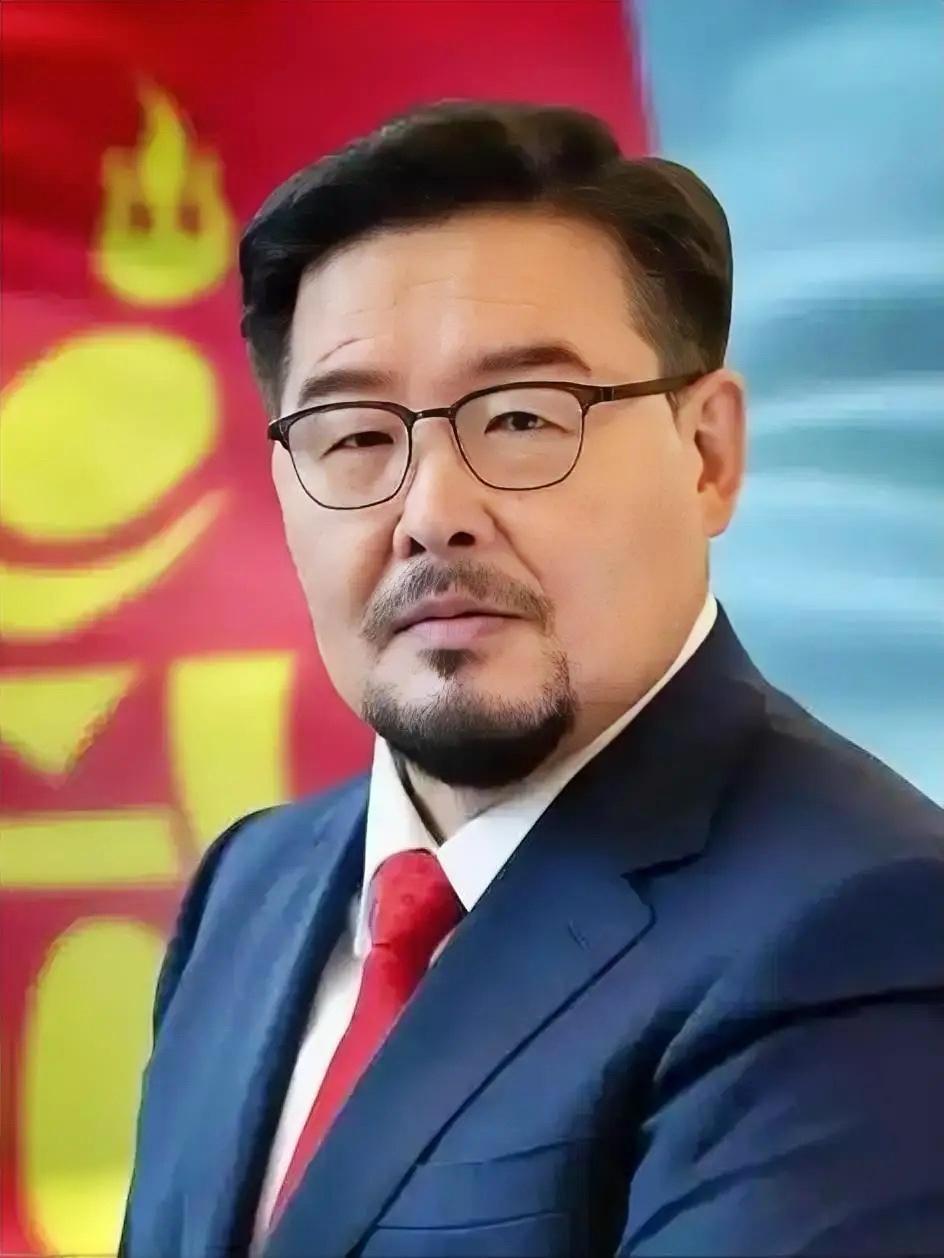 真没想到，蒙古国总理赞丹沙塔尔又辞职了，这已经是他第二次交出权力！一