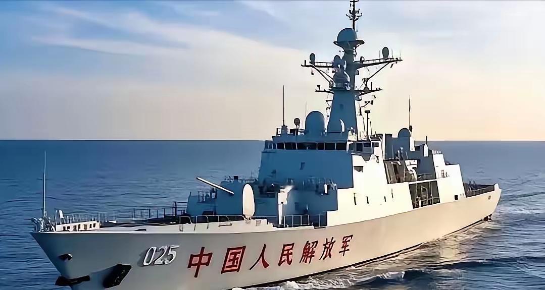 大年初一天还没亮，国防部一条视频悄悄刷屏了。片名叫《时刻准备着》，没有废话，