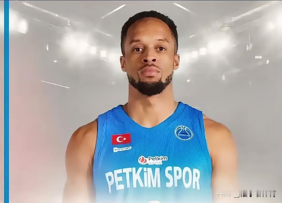 辽篮外援杰隆布朗被裁掉后，迅速被土超球队签约，能说明什么问题？辽篮宣布裁掉小外