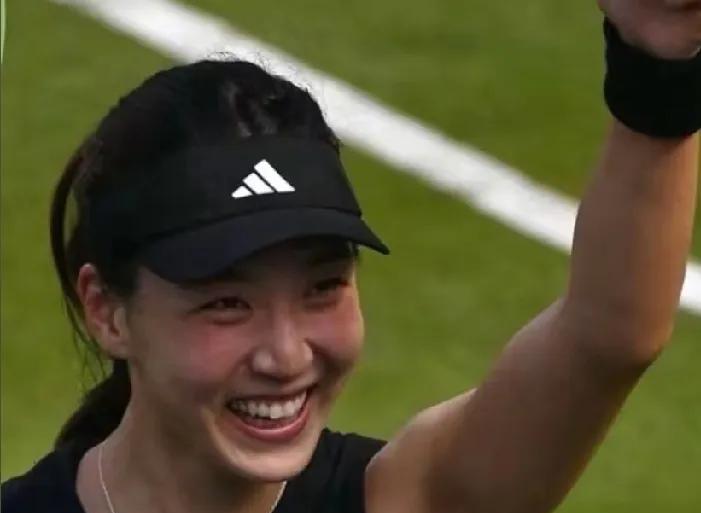 王大美人柏林站绚丽绽放，6-3/6-3完胜高芙，首胜世界前2，堪称一场伟大的胜利