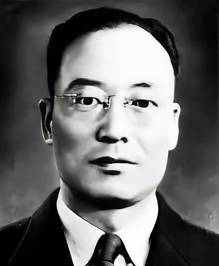 1948年11月，韩练成在地下党的接应下进入解放区，蒋介石在军事会议上大骂何应钦