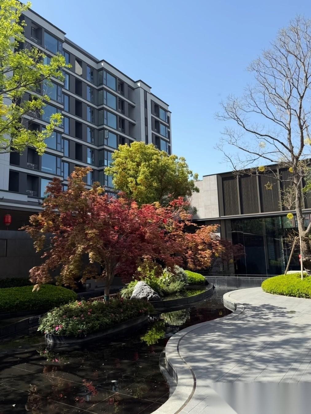 男人要想活得越来越好，这七件蠢事千万不能碰：千万不要碰婚外情，不要和异性频繁聊