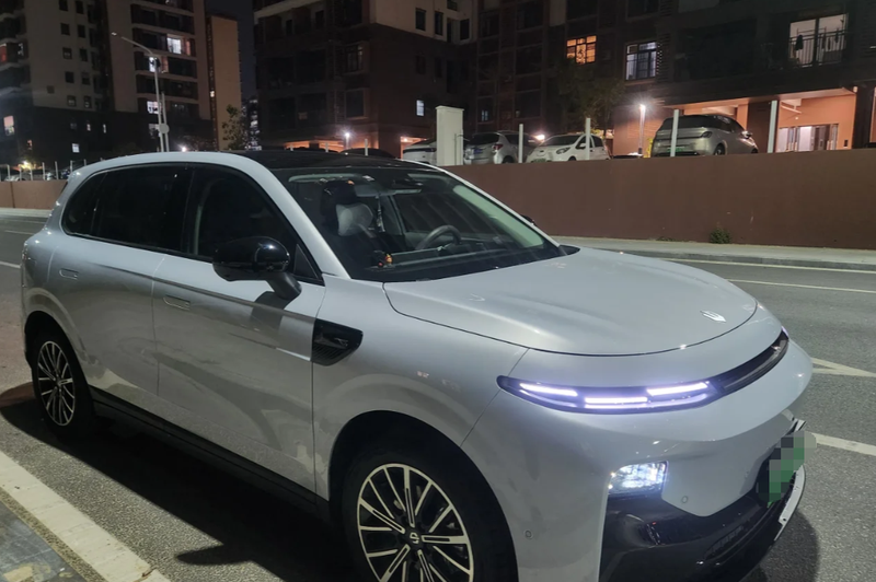 零跑B10优缺点都跟大家说清楚客观聊一聊零跑B10，优点缺点都不藏着。优点很实