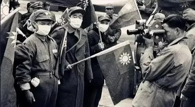 意外！他们才是最恨蒋介石的人，被迫去台志愿军老兵评价蒋介石：汉奸，卖国贼！众说
