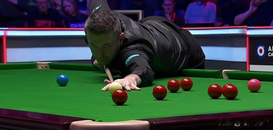 英锦赛战特鲁姆普，塞大师仍能稳坐钓鱼台。2025斯诺克英锦赛决赛，贾德•特鲁姆