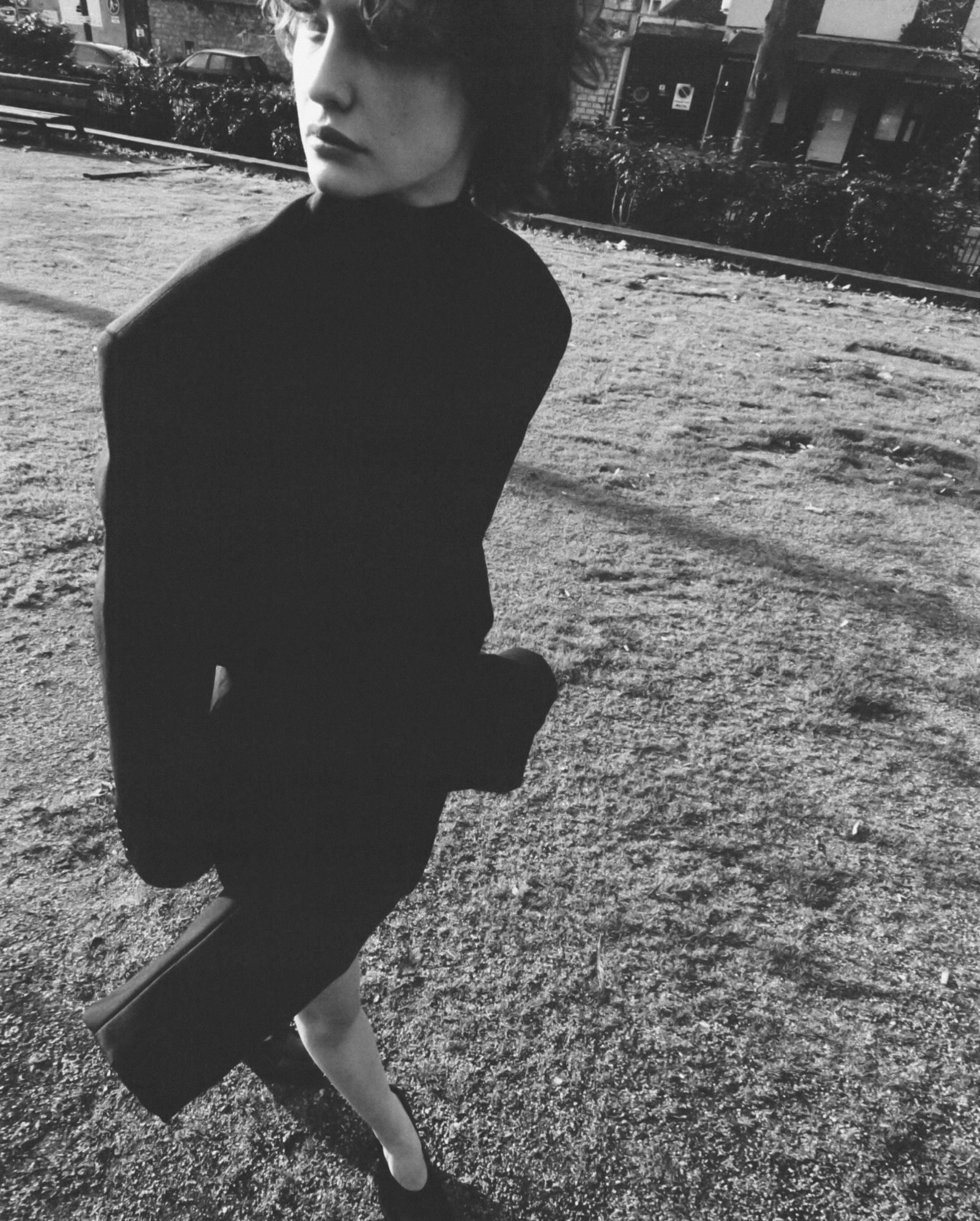 法国版《Harper'sBazaar》2月刊ENPERSPECTIVE摄影: