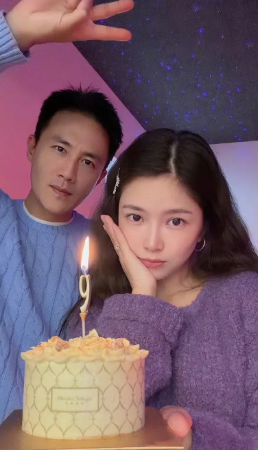 杜淳的老婆王灿兮我前男友是个渣男，和我在一起的时候，家里还住了一个青梅竹马的妹