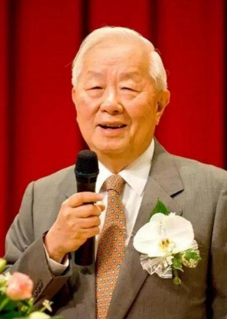 比芯片断供更可怕！台积电创始人张忠谋曾经毫不客气地表示：“关键技术都在我们手中，