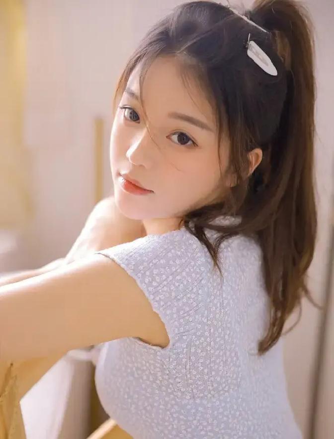成熟男人去靠近已婚女人，通常不是为了爱。很多人一开始都会误会，以为对方对自己