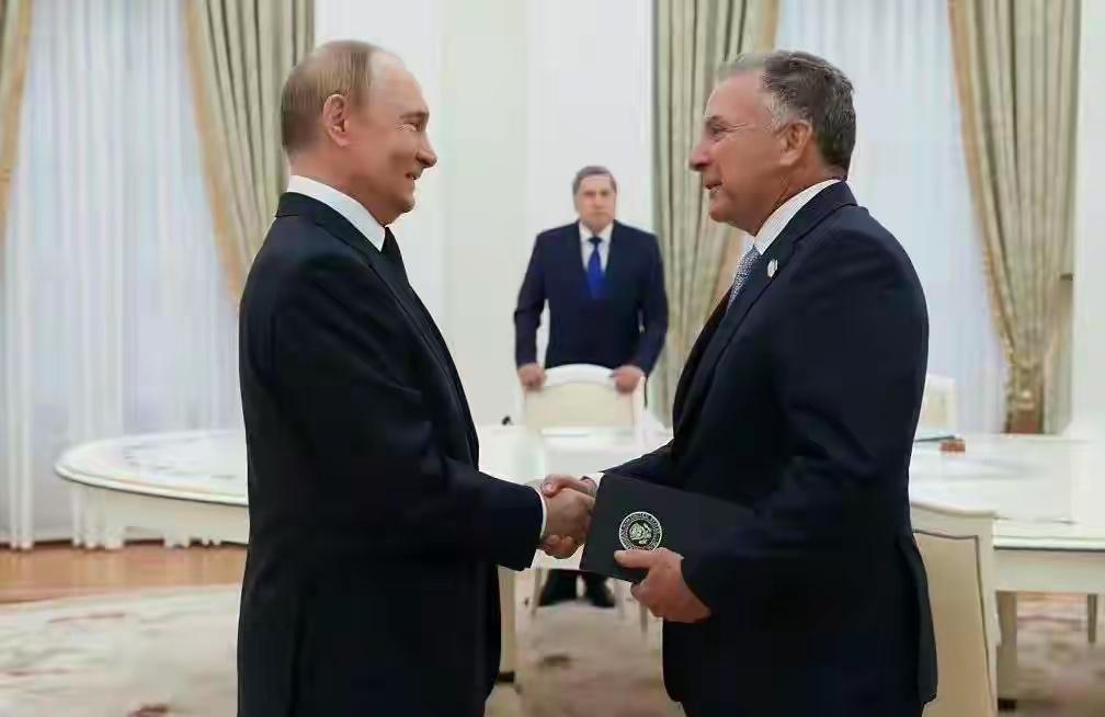 普京和威特科夫谈了三个多小时，威特科夫透露，双方商谈了美俄共同在俄军未控制的顿涅