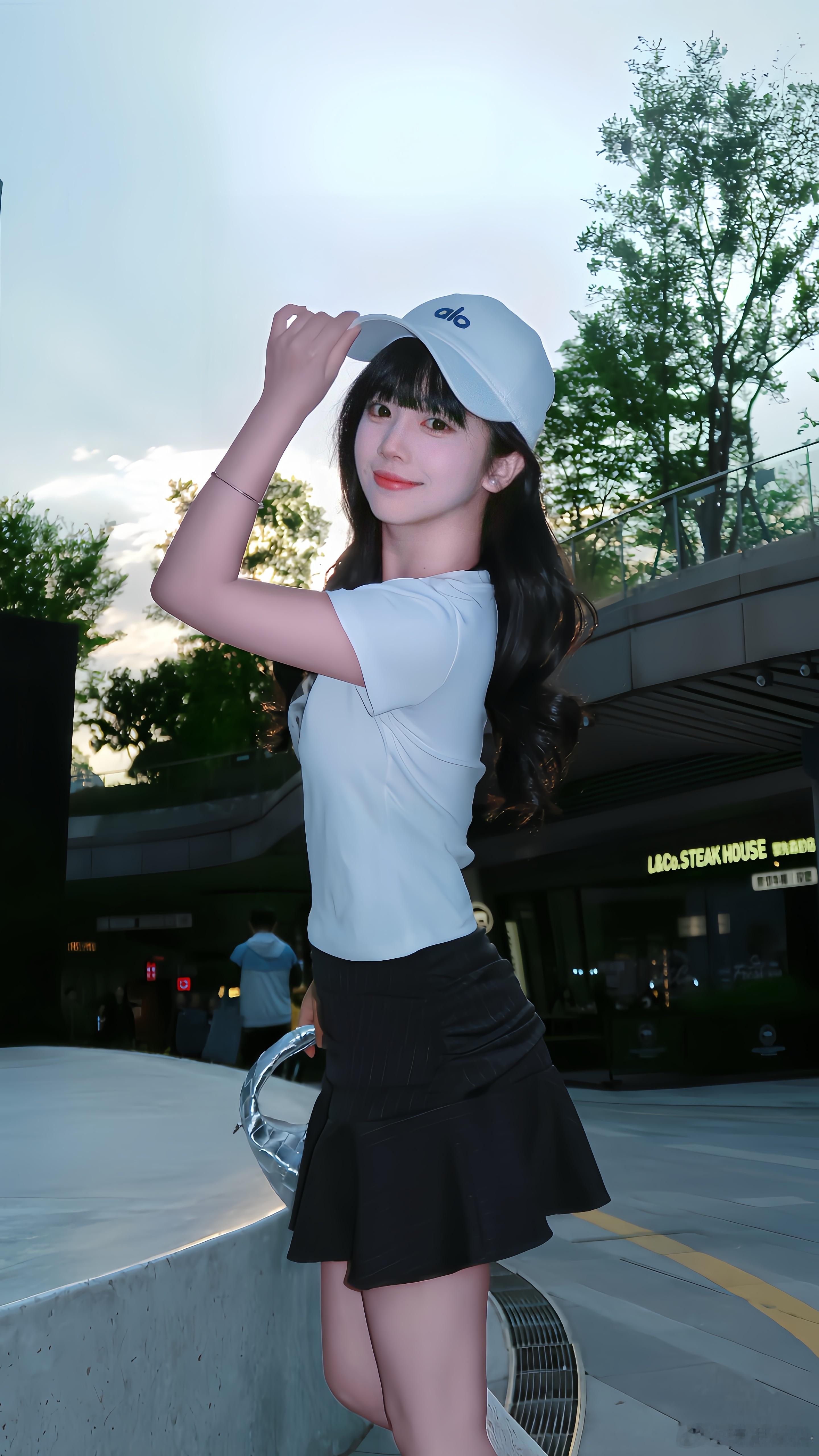 感觉手机📱拍的vs相机📷拍的两种风格捏[并不简单]​​​