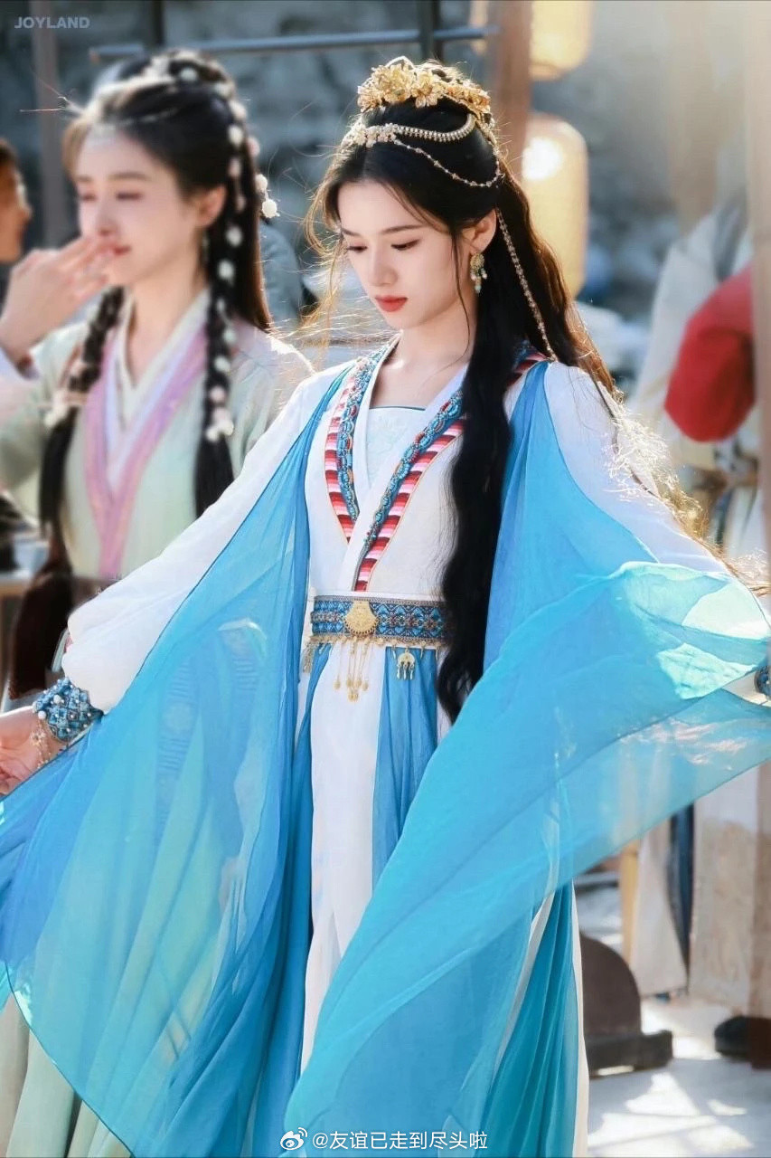 陈哲远张婧仪《梦花廷》即将送审下证，速速抬上来