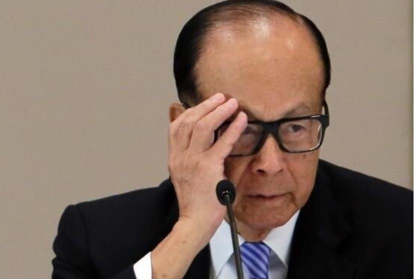 这就卖国的下场！李氏家族开始衰落，北京54亿大项目挂牌一个多月，愣是没人接盘，据