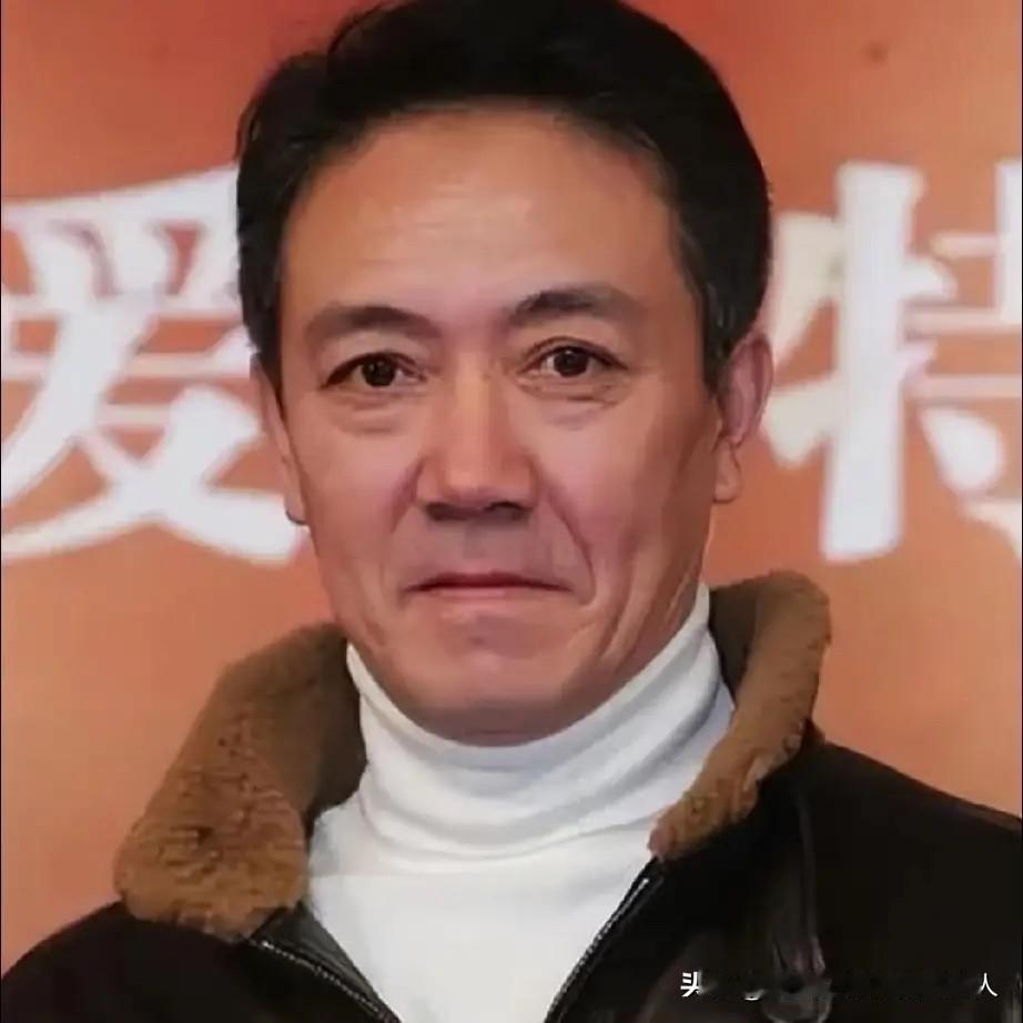 李幼斌的耿直发言再次圈粉，面对记者的提问，他的回答简单又真实。记者询问他为何从不