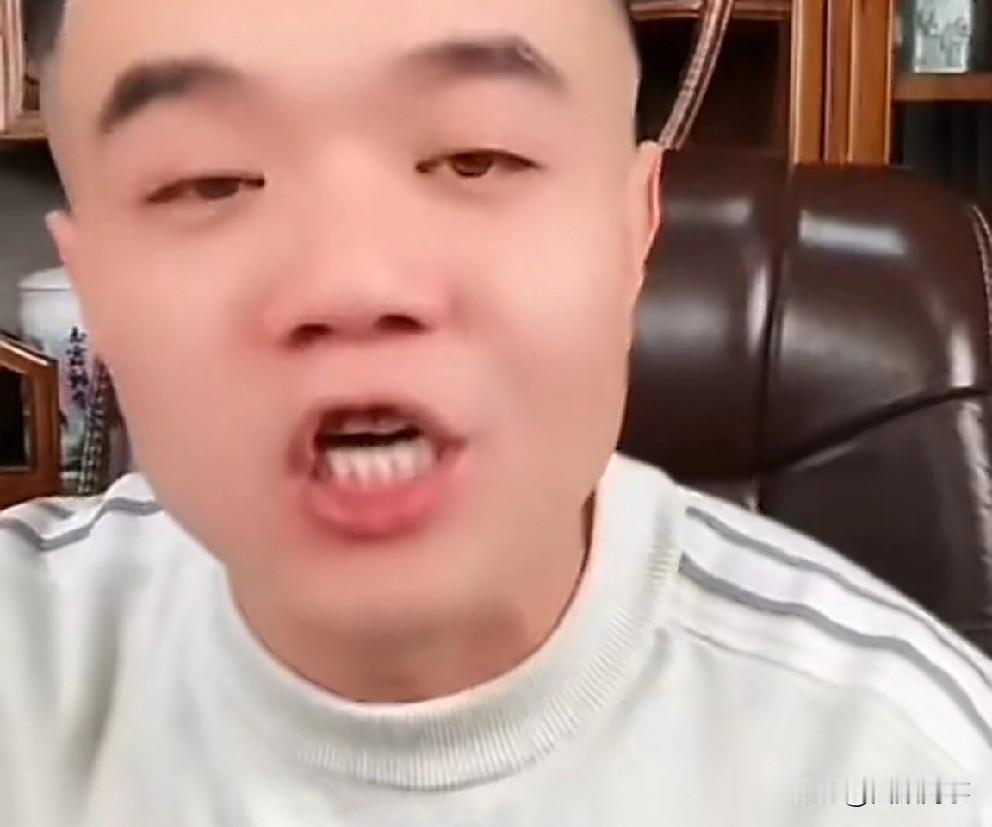 小胖说刘二狗被封因为得罪人了！回来推流还是十万加！刘二