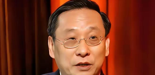 高志凯说我们太老实了，总是在我们自己的岛上跟别人谈“这岛归谁？”。他提出一个重要